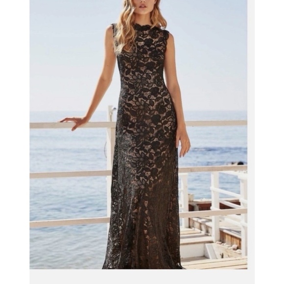 NWT - Picture 1 of 2